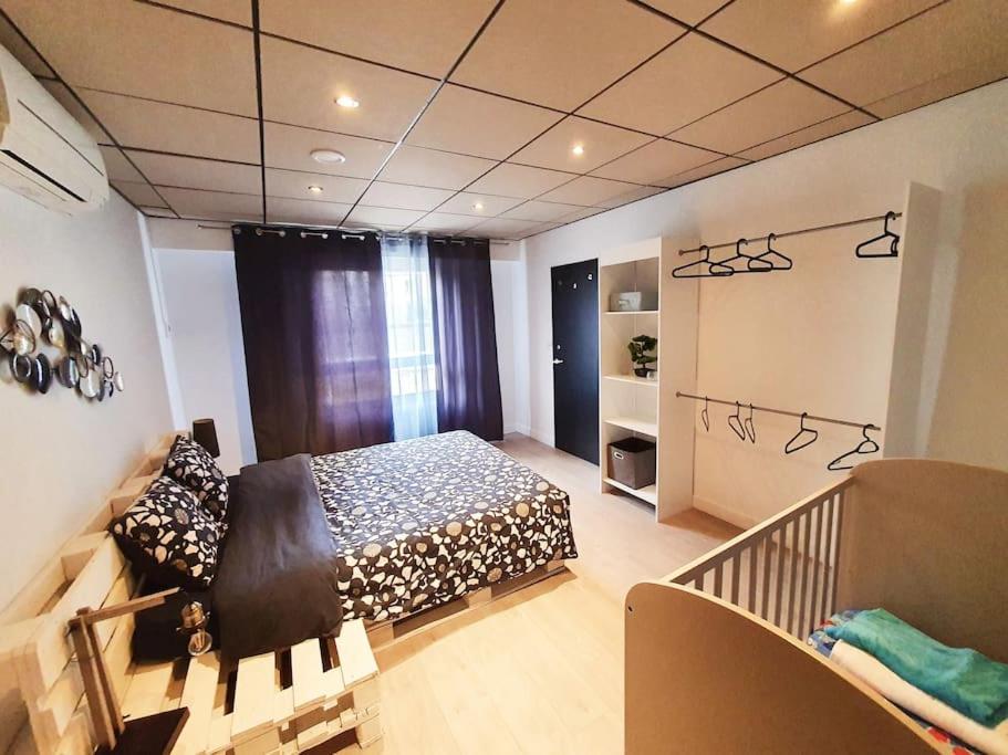 Apartment Le Garibaldi - Centre - Parking Privatif Limoges