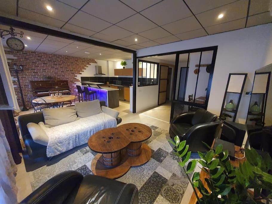 Apartment Le Garibaldi - Centre - Parking Privatif Limoges